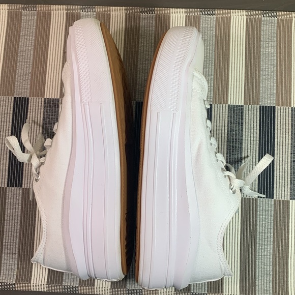 Women’s Chuck Taylor Move All Star Converse Platform Sneakers, White, size 9 - Picture 5 of 13